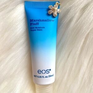 eos Marshmallow Fluff 24H Moisture Lip Balm with charm